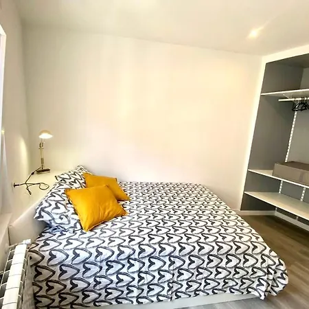 C3-iz Apartment *